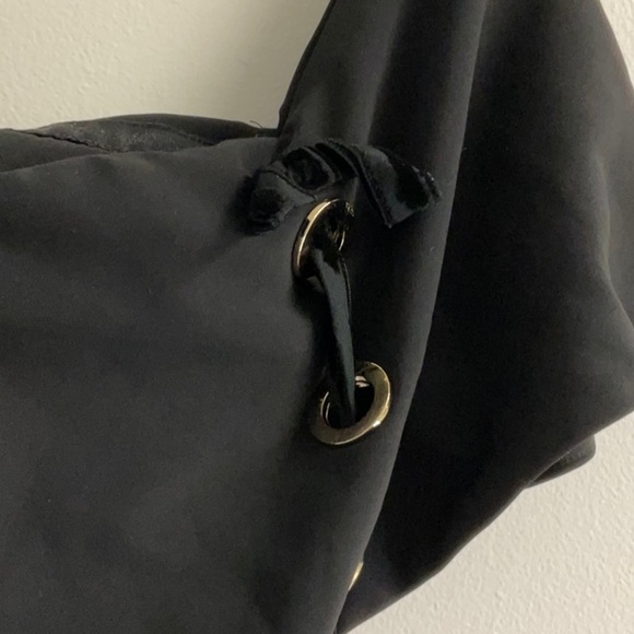 Badgley Mischka Black Off shoulder gown grommet - Picture 12 of 12